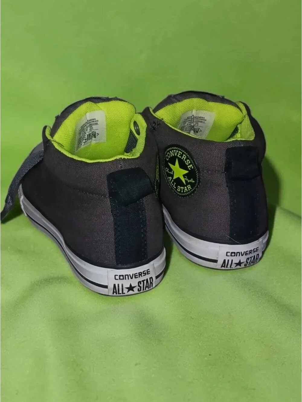 Converse Chuck Taylor All Star Mid Top Sneakers
